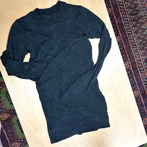 Athleta base layer hip length long sleeve